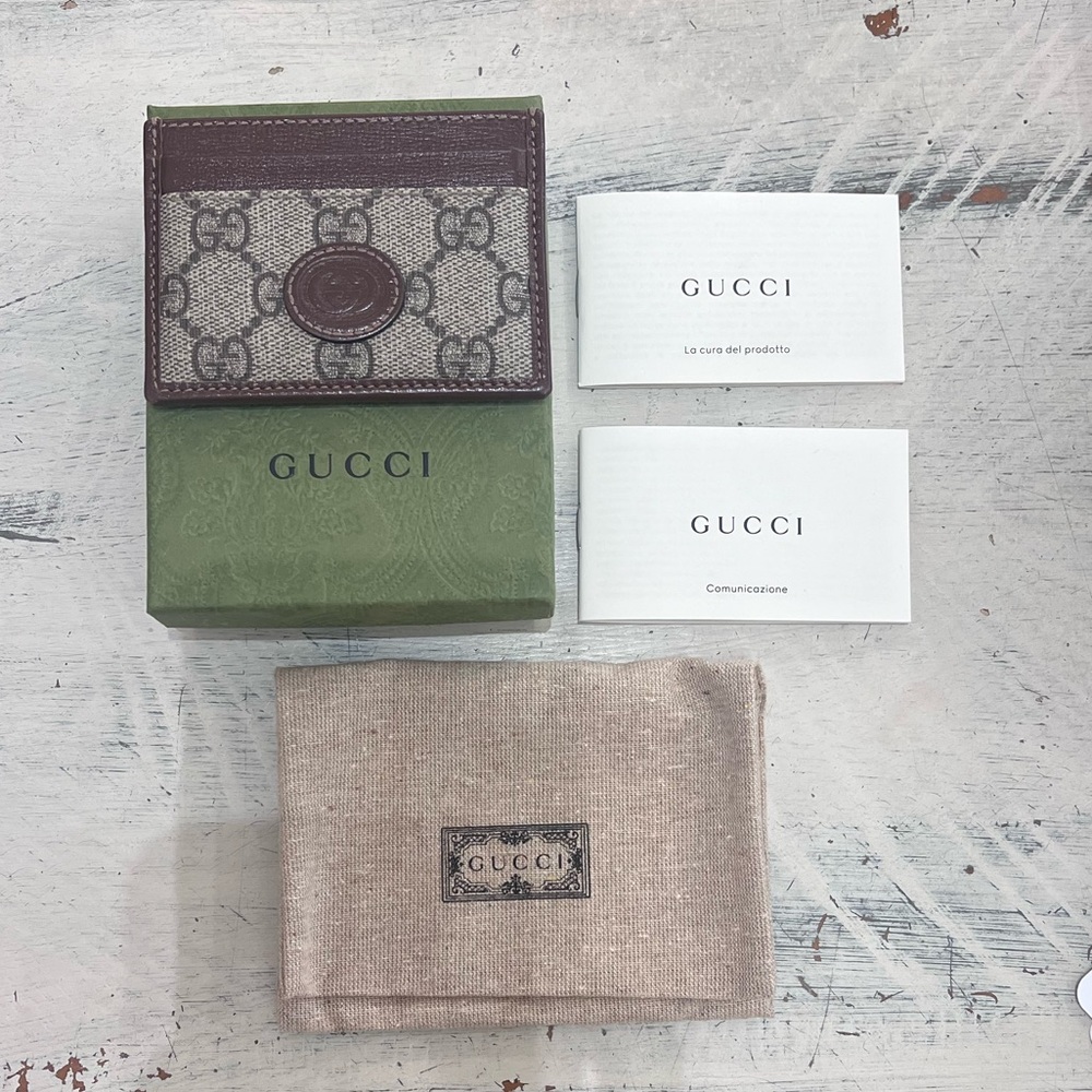 Gucci Supreme Card Case